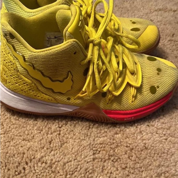 Super cool limited edition. Sponge Bob Nike Kyrie 5. - Picture 2 of 7